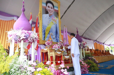 ร่วมกิจกรรมเฉลิมพระเกียรติพระนางเจ้าฯพระบรมราชินี ... พารามิเตอร์รูปภาพ 1