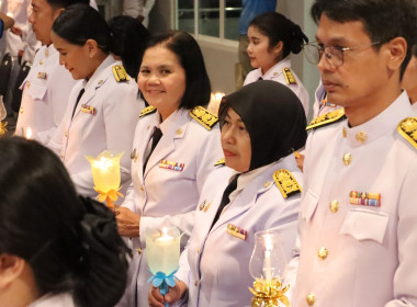 เข้าร่วมพิธีถวายเครื่องราชสักการะและจุดเทียนถวายพระพรชัยมงคล เนื่องในวันแม่แห่งชาติและวันเฉลิมพระชนมพรรษา สมเด็จพระบรมราชชนนีพันปีหลวง 12 สิงหาคม 2568 ... พารามิเตอร์รูปภาพ 6
