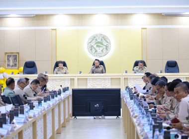 เข้าร่วมประชุมคณะกรมการจังหวัด หัวหน้าส่วนราชการ นายอำเภอ ... พารามิเตอร์รูปภาพ 6