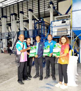 ลงพื้นที่ติดตามการดำเนินธุรกิจรวบรวมและแปรรูปข้าวเปลือก ... พารามิเตอร์รูปภาพ 1