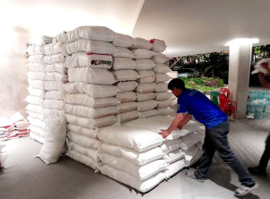 มอบข้าวสารจำนวน 15 ตัน ให้แก่โรงครัวกระทรวงเกษตรและสหกรณ์ พารามิเตอร์รูปภาพ 3