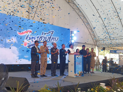 เข้าร่วมเป็นเกียรติในพิธีเปิดงาน ... พารามิเตอร์รูปภาพ 1