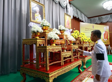 เข้าร่วมพิธีเจริญพระพุทธมนต์และทำบุญตักบาตรพระสงฆ์ 100 รูป ... พารามิเตอร์รูปภาพ 3