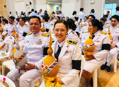ร่วมพิธีถวายเครื่องราชสักการะและจุดเทียนถวายพระพรชัยมงคล ... พารามิเตอร์รูปภาพ 5