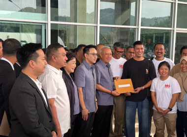นายพิพัฒน์ รัชกิจประการ ... พารามิเตอร์รูปภาพ 1