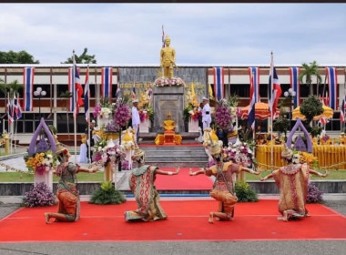 เข้าร่วมพิธีวางพวงมาลัยเนื่องในวันคล้ายวันสถาปนาค่ายรามคำแหง พารามิเตอร์รูปภาพ 5
