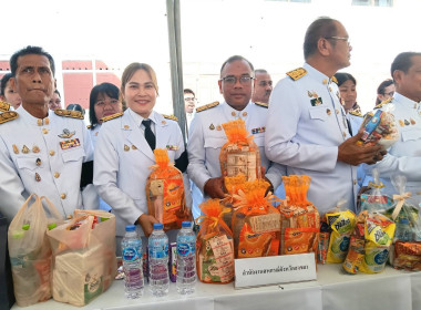เข้าร่วมพิธีทำบุญตักบาตรเพื่อถวายเป็นพระราชกุศลเนื่องใน ... พารามิเตอร์รูปภาพ 6