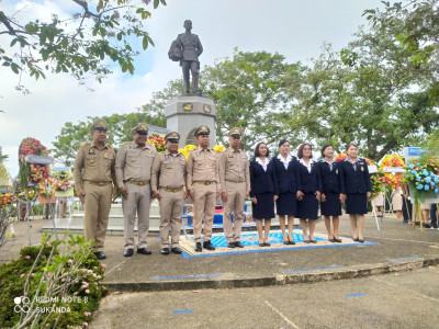 ร่วมพิธีและวางพวงมาลาถวายราชสักการะพระอนุสาวรีย์ ... พารามิเตอร์รูปภาพ 1