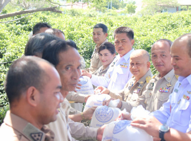 ร่วมพิธีปล่อยพันธุ์สัตว์น้ำ เนื่องในวันเฉลิมพระชนมพรรษา ... พารามิเตอร์รูปภาพ 1