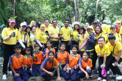 กิจกรรมปลูกป่าเฉลิมพระเกียรติเพื่อถวายแด่พระบาทสมเด็จพระปรเมนทรรามาธิบดีศรีสินทรมหาวชิราลงกรณ พระวชิรเกล้าเจ้าอยู่หัว เนื่องในโอกาสเฉลิมพระชนมพรรษา 6 รอบ 28 กรกฎาคม 2567 ... พารามิเตอร์รูปภาพ 1